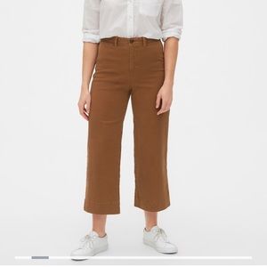 GAP Wide Leg Ankle Pants in Olive Green